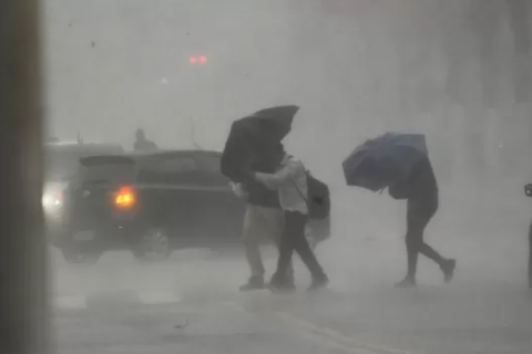 INMET emite alerta amarelo de chuvas intensas para Teixeira de Freitas e região