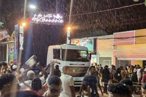 Igor Kannário, Du Morais e Gaivotha abrem Carnaval de Prado