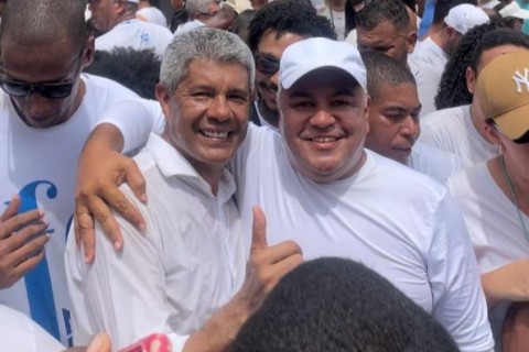 Prefeito Zico de Baiato Participa da Lavagem do Bonfim a convite do governador Jerônimo Rodrigues