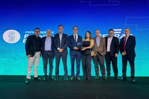 Prefeitura de Teixeira de Freitas recebe prêmio de Cidade Empreendedora da Bahia