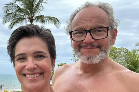 Sandra Annenberg aproveita férias em Prado com família
