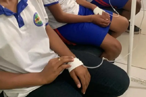 Alunos passam mal após detetização em escola de Caravelas