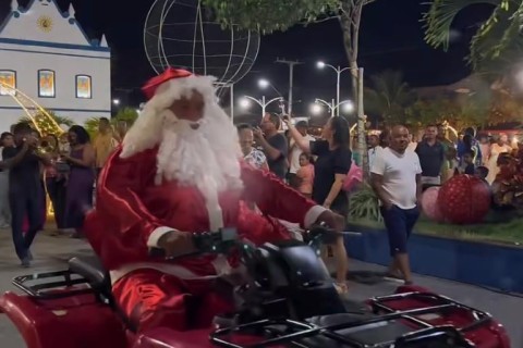 Abertura do Natal de Luz encanta moradores e visitantes em Prado