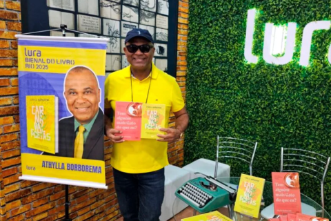 Com “Carnaval dos Poetas”, Athylla Borborema encanta leitores na Bienal 2025