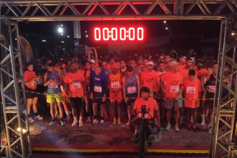 Texas Night Run reúne 500 participantes na primeira corrida noturna de Teixeira de Freitas