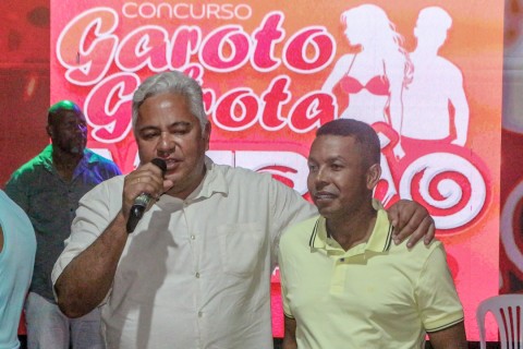 Presença de Zico de Baiato no Concurso Garoto e Garota Verão 2026 reforça visibilidade política da gestão em Alcobaça