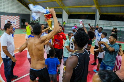 Barraca do CD conquista título de campeão futsal invicto em Alcobaça