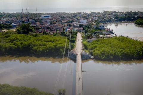 Obra da nova ponte em Prado abre vagas de emprego